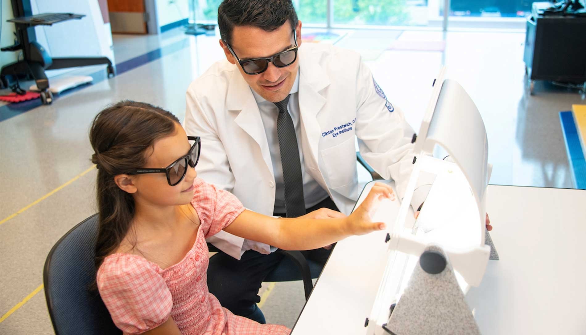 Vision Therapy | Midwestern University Clinics